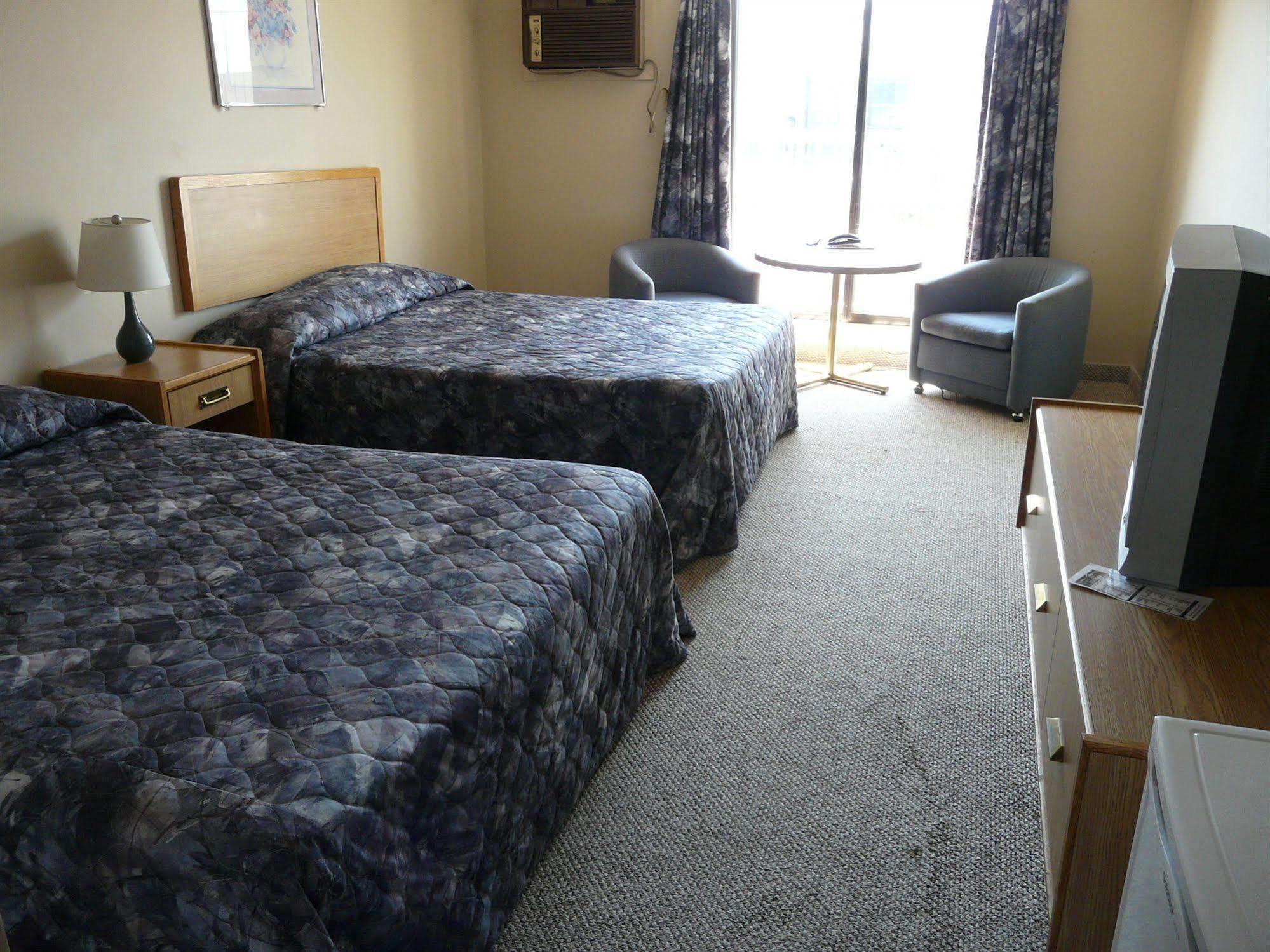 Tropicana Inn ナイアガラ・フォールズ エクステリア 写真